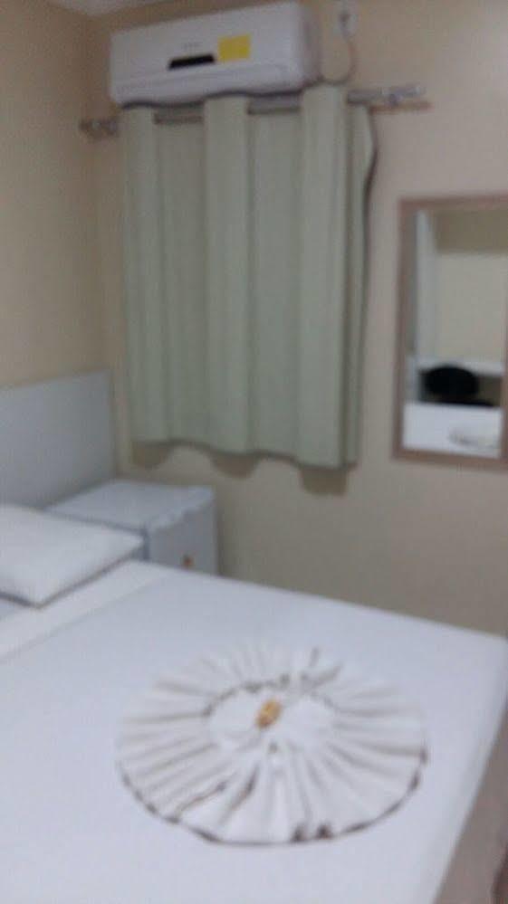 Raludi Hotel Barcarena Esterno foto